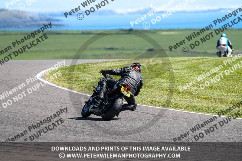 anglesey no limits trackday;anglesey photographs;anglesey trackday photographs;enduro digital images;event digital images;eventdigitalimages;no limits trackdays;peter wileman photography;racing digital images;trac mon;trackday digital images;trackday photos;ty croes